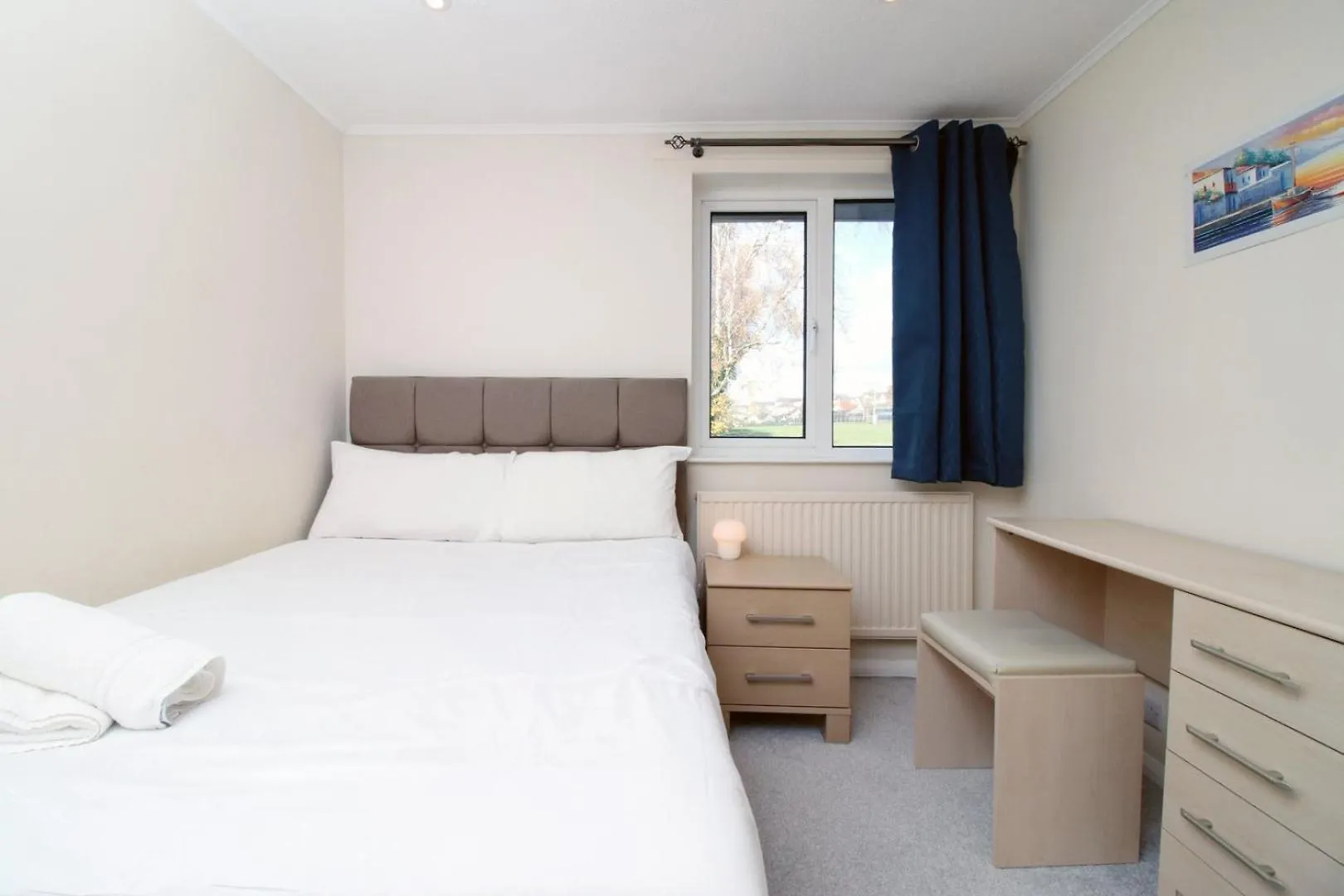 Cohost Partners- FREE Parking Close to town Bath Apartment